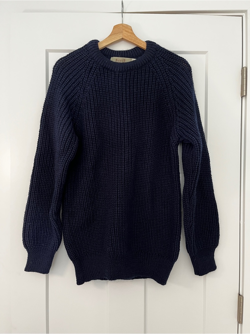Men’s Chunky Fisherman Sweater Jumper Made in Ireland Navy Blue Small 100% Wool
